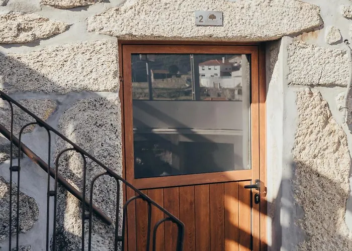 Casa Da Carvalha בית נופש ואלה דה קאמברה